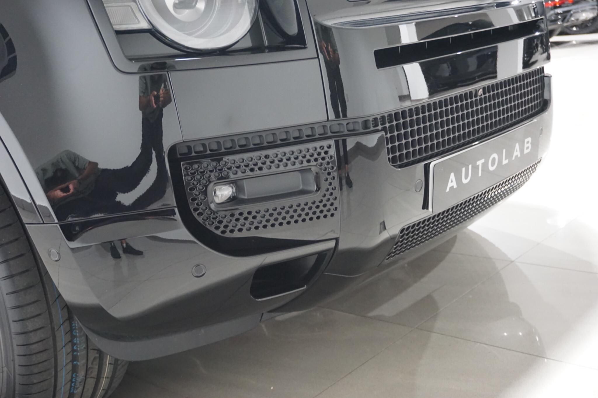 Land Rover Defender 110 3.0 D350 MHEV X-Dynamic HSE Hard Top SUV Auto 4WD MWB Euro 6 (s/s) 5dr